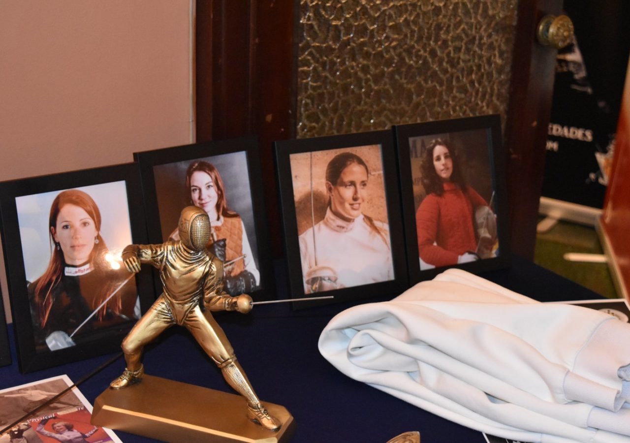 gallery-item